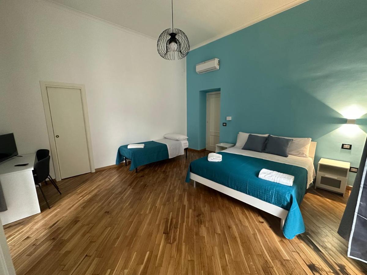 Carme Guest House نابولي المظهر الخارجي الصورة