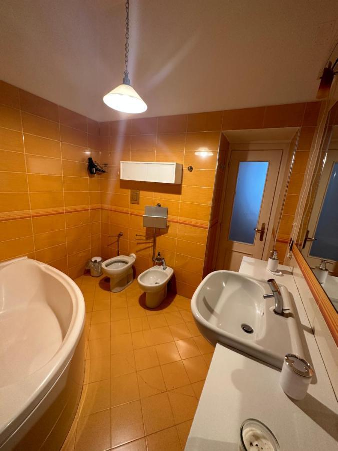 Carme Guest House نابولي المظهر الخارجي الصورة