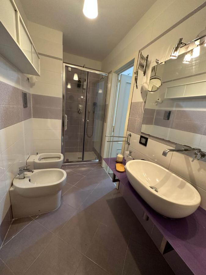 Carme Guest House نابولي المظهر الخارجي الصورة